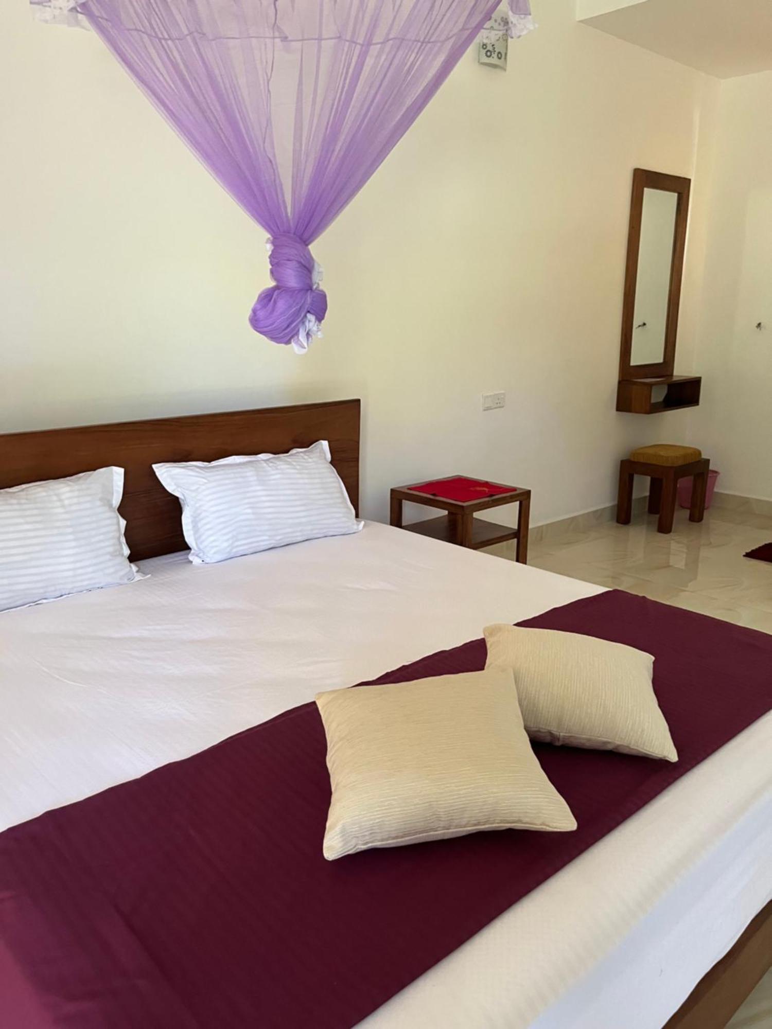 Nature Resort Полоннарува Экстерьер фото